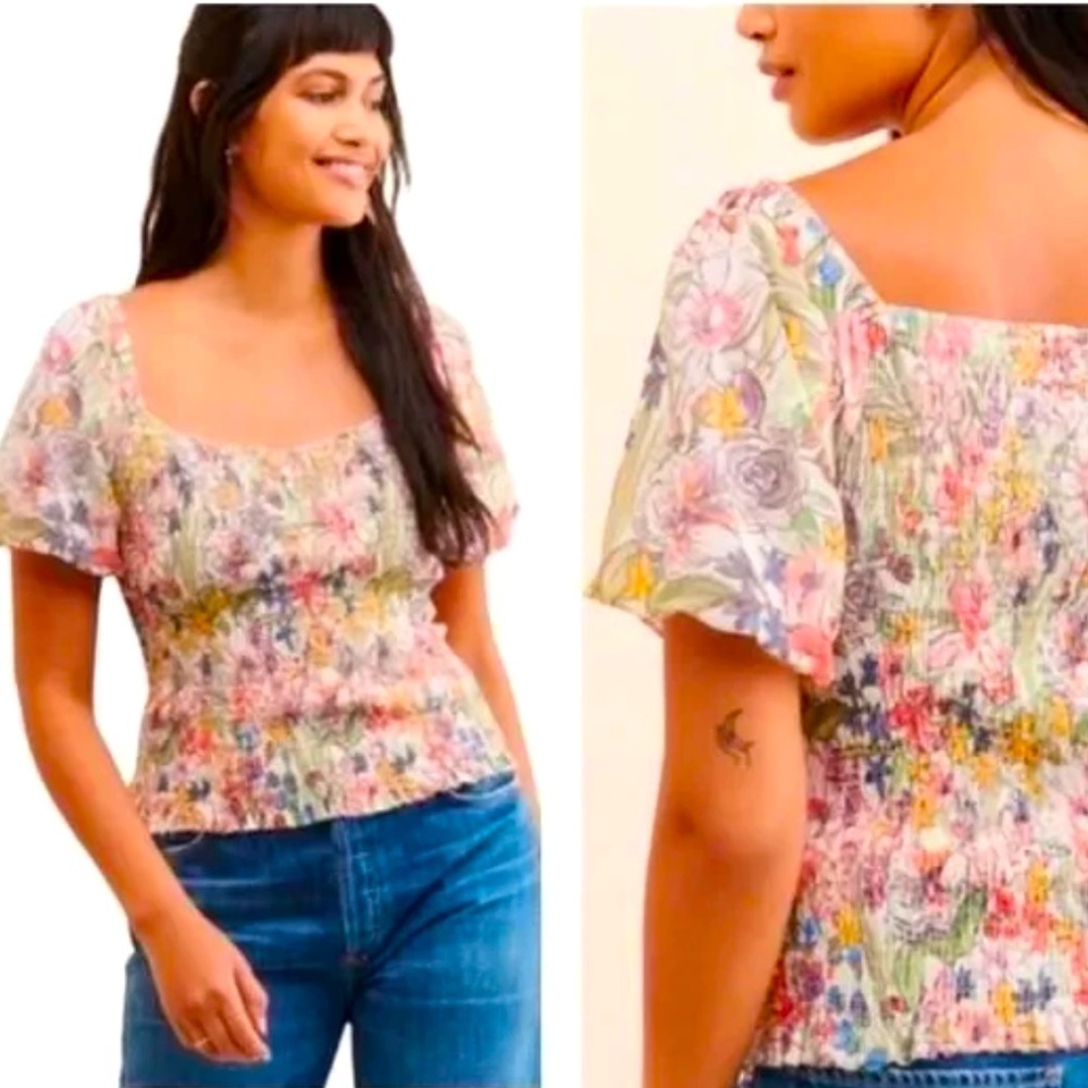 Beautiful floral Anthropologie blouse in great condition!​​​​​​